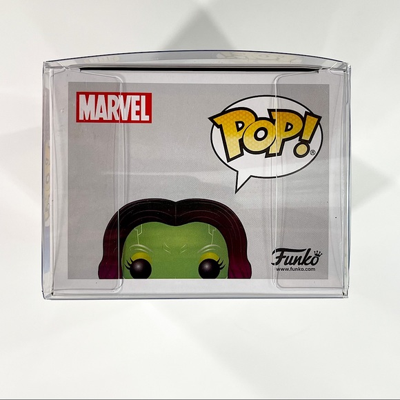Marvel Guardians of the Galaxy Vol. 2 GAMORA #199 Funko Pop! - Picture 5 of 7